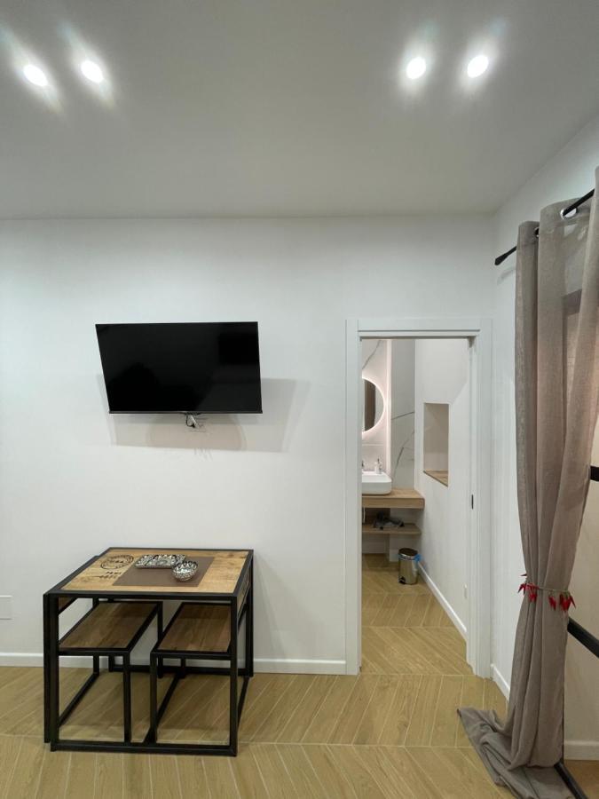 Gennarino Apartments - Panorama Suite With Balcony And Urban Loft Nápoly Kültér fotó