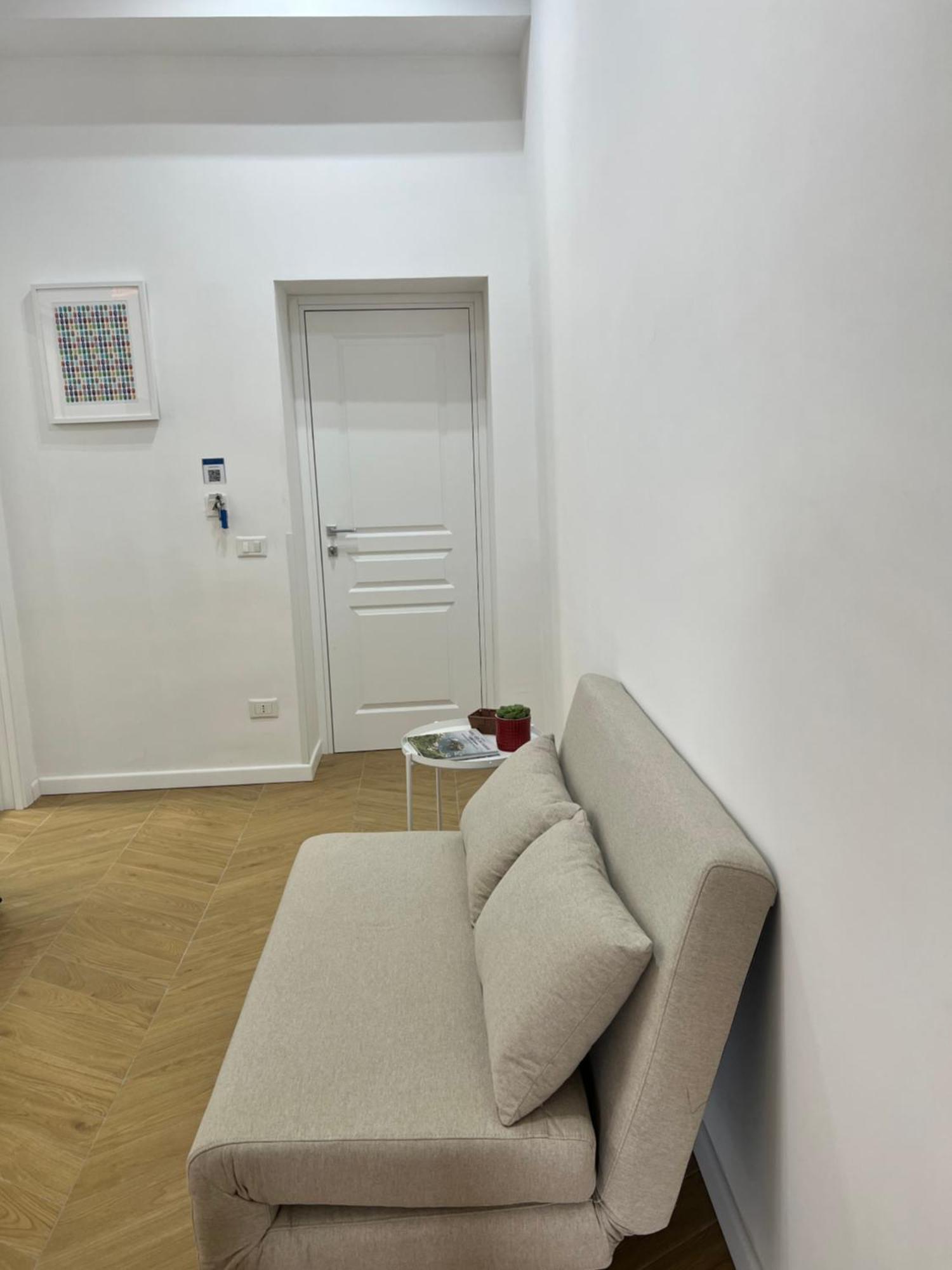 Gennarino Apartments - Panorama Suite With Balcony And Urban Loft Nápoly Kültér fotó