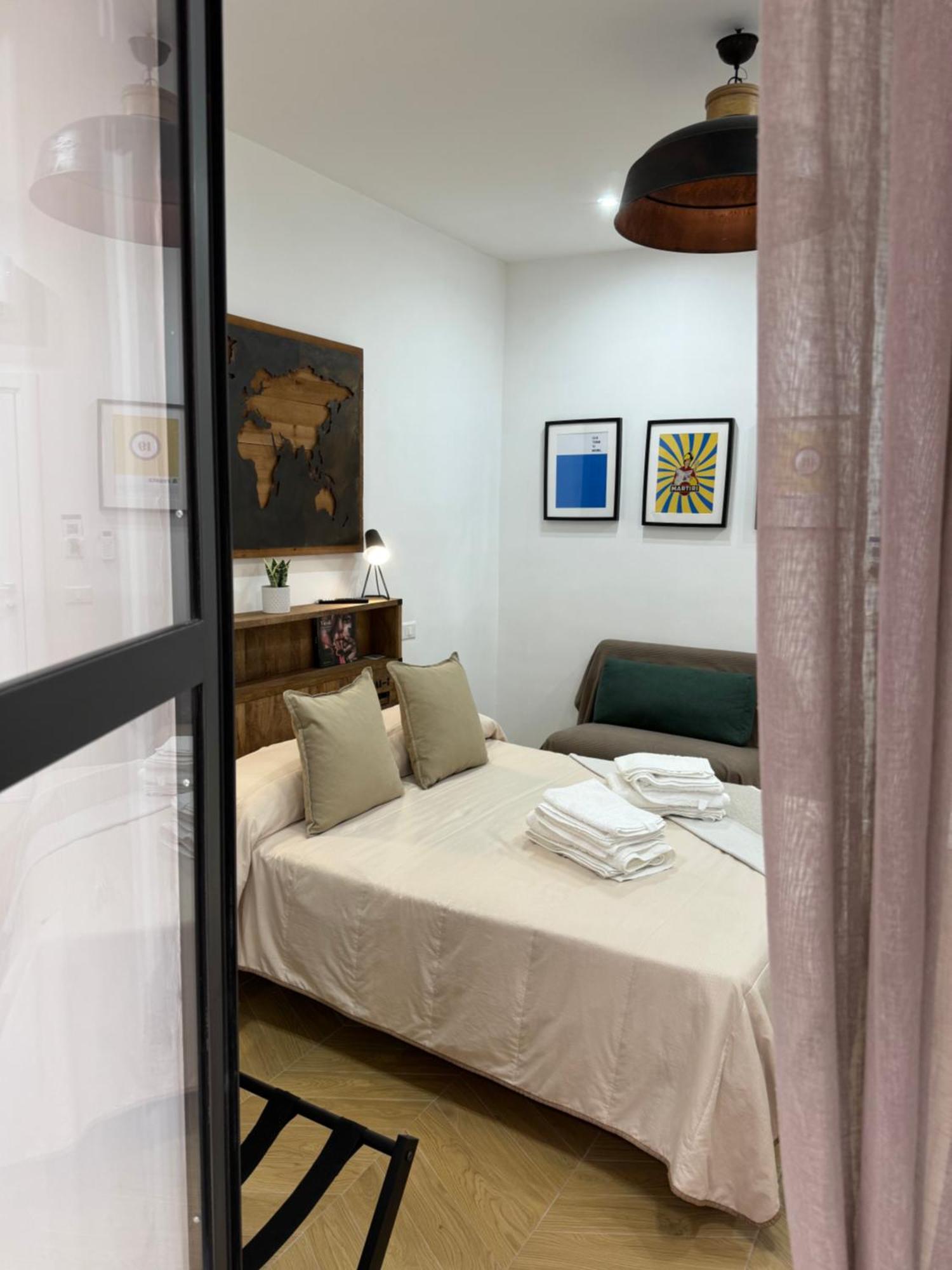 Gennarino Apartments - Panorama Suite With Balcony And Urban Loft Nápoly Kültér fotó
